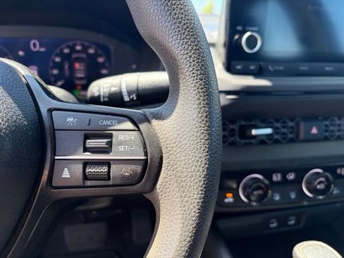 Used 2023 Honda Accord EX image 25