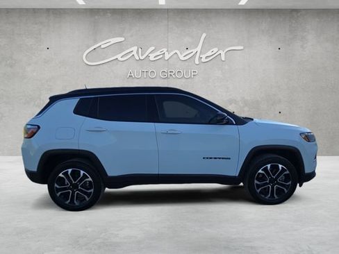 Used 2023 Jeep Compass Limited AWD/4WD image 17