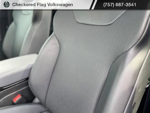 Used 2023 Volkswagen ID.4 Pro S RWD image 22