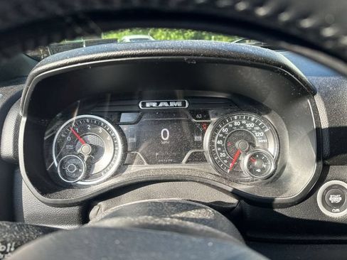 Used 2020 RAM 1500 Big Horn AWD/4WD image 14