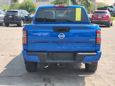 Certified 2025 Nissan Frontier SV AWD/4WD image 9