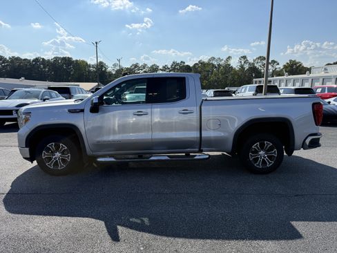 Used 2019 GMC Sierra 1500 SLE w/ SLE Value Package RWD image 8