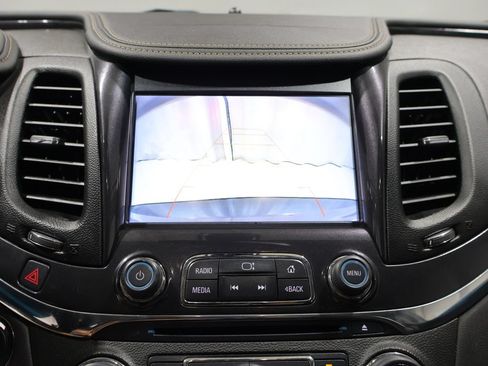 Used 2018 Chevrolet Impala Premier FWD image 28