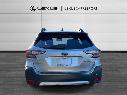 Used 2023 Subaru Outback Limited image 5