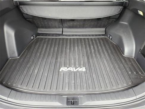 Used 2024 Toyota RAV4 XLE Premium image 23