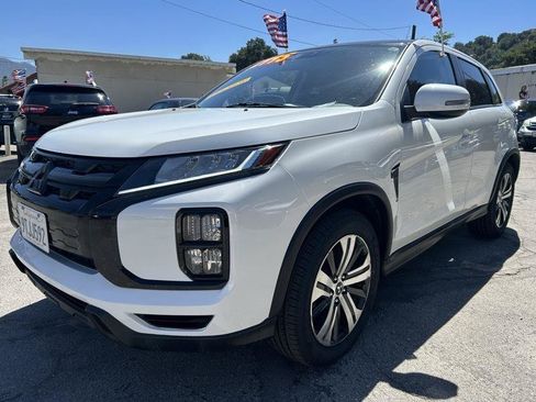 Used 2021 Mitsubishi Outlander Sport SE FWD image 1