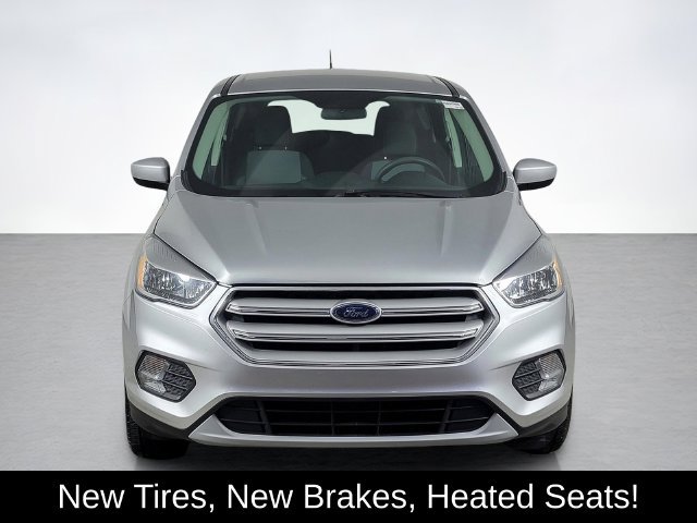 Used 2017 Ford Escape SE w/ SE Cold Weather Package FWD image 8
