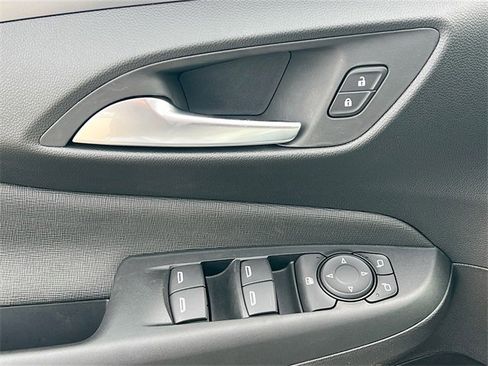 New 2026 Buick Envista Preferred image 13