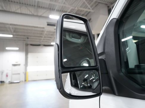 Used 2024 Ford Transit 250 Low Roof AWD w/ Exterior Upgrade Package image 24