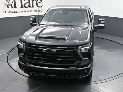 Used 2024 Chevrolet Silverado 2500 LTZ w/ LTZ Plus Package image 23