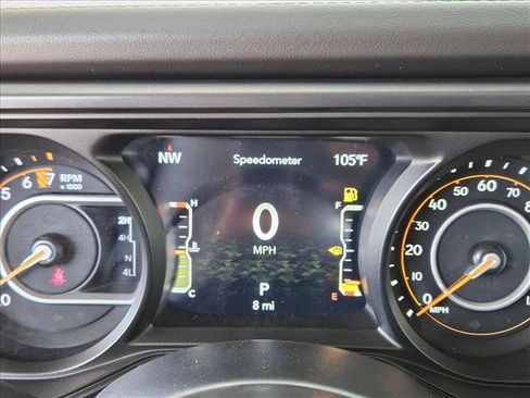 New 2025 Jeep Gladiator Mojave w/ Convenience Group image 11