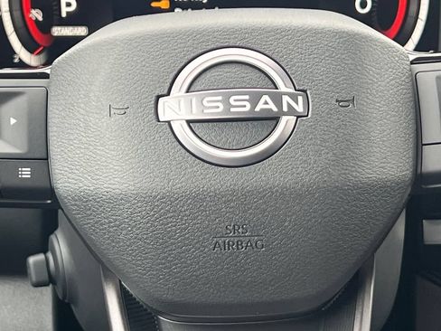 New 2026 Nissan Pathfinder Platinum FWD image 6