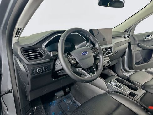 Used 2024 Ford Escape Platinum image 32