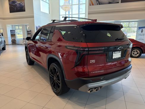 New 2026 Chevrolet Traverse LT image 7