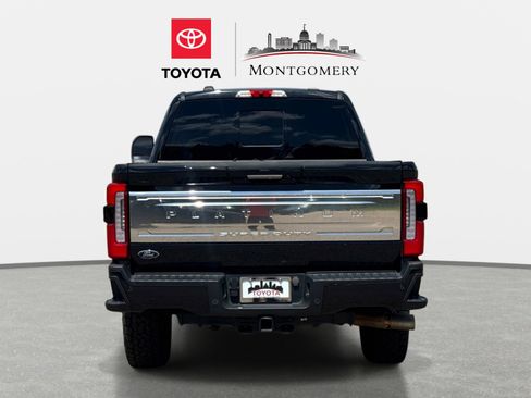 Used 2024 Ford F250 Platinum AWD/4WD image 4
