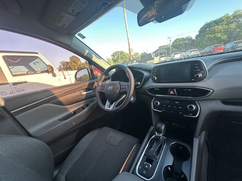 Used 2019 Hyundai Santa Fe SE FWD image 6