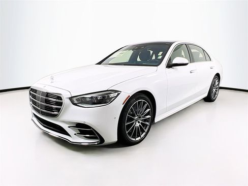 Used 2026 Mercedes-Benz S 580 4MATIC Sedan image 3