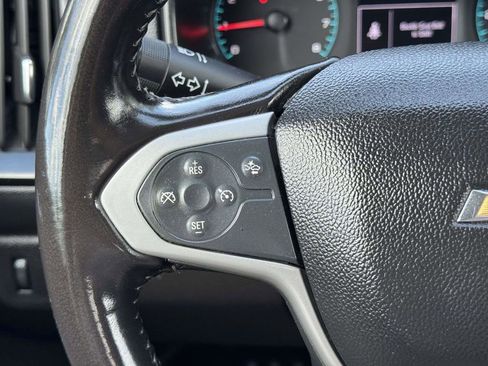 Used 2022 Chevrolet Colorado LT w/ Fleet Safety Package RWD image 10