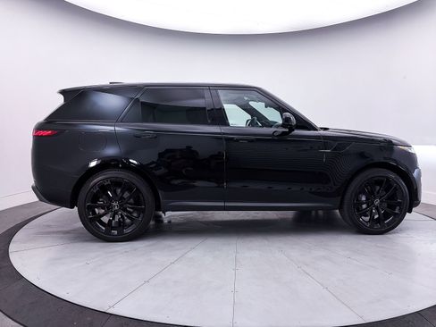 Used 2024 Land Rover Range Rover Sport SE AWD/4WD image 41