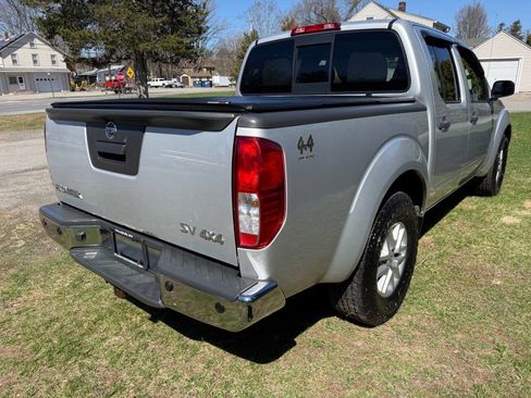 Used 2014 Nissan Frontier SV w/ SV Value Truck Package image 5