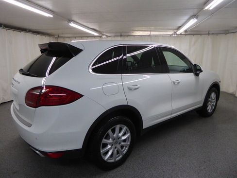 Used 2014 Porsche Cayenne image 7