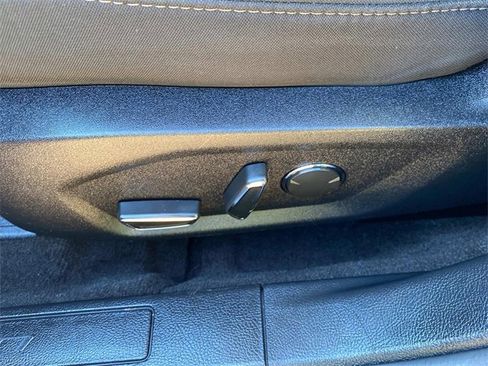 Used 2019 Ford Fusion SE image 15