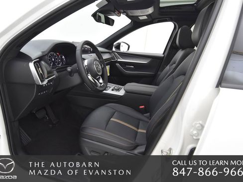Certified 2025 MAZDA CX-70 Plug-In Hybrid w/ Premium Plus image 24