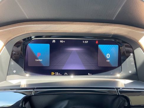 Used 2026 Volkswagen Atlas SE w/ Panoramic Sunroof Package FWD image 6