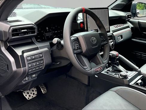 Certified 2025 Toyota Tacoma TRD Pro w/ Tow Tech Package AWD/4WD image 18