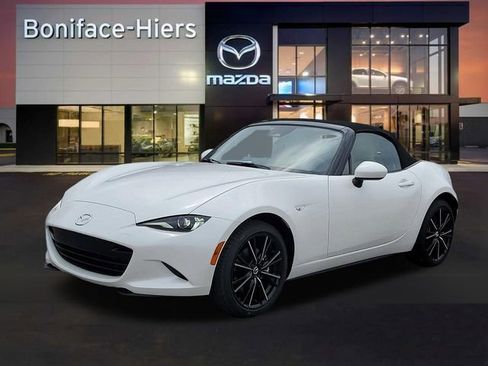 New 2026 MAZDA MX-5 Miata Grand Touring RWD image 2