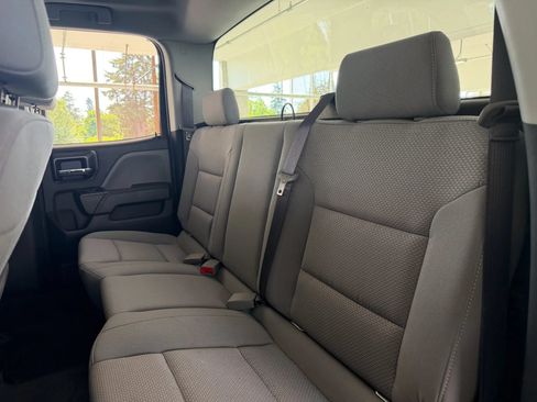 Used 2017 Chevrolet Silverado 1500 W/T AWD/4WD image 20