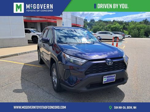 Used 2023 Toyota RAV4 XLE w/ Convenience Package AWD/4WD image 8