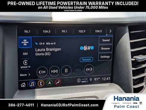 Used 2023 GMC Acadia SLT FWD image 19