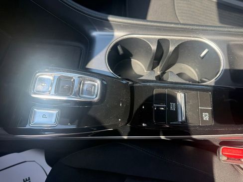 Used 2022 Hyundai Sonata SEL w/ Convenience Package image 26