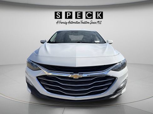 Used 2024 Chevrolet Malibu LT FWD image 12