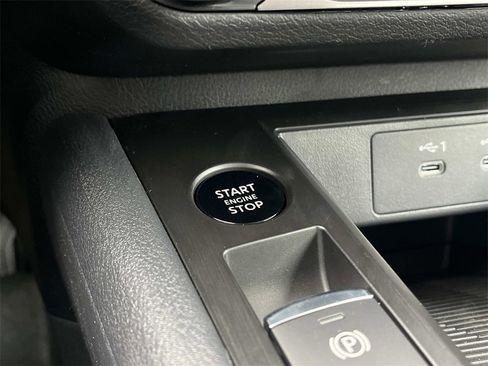 New 2026 Nissan Kicks S image 26