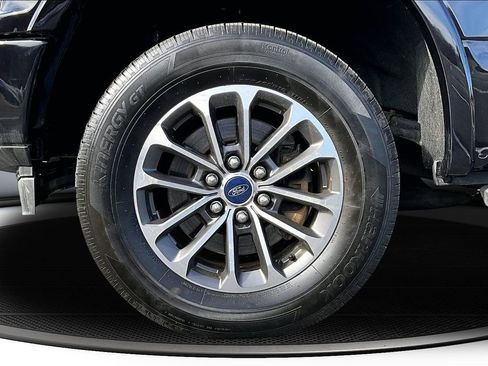 Used 2019 Ford F150 XLT w/ Equipment Group 302A Luxury image 31