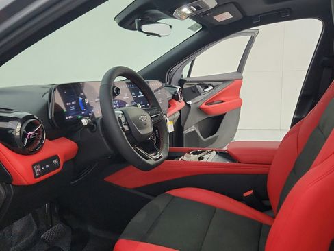 New 2025 Chevrolet Blazer EV RS image 36