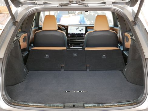 Certified 2025 Lexus RX 350 w/ Convenience Package image 35