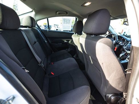 Used 2014 Chevrolet Cruze LT w/ RS Package image 31