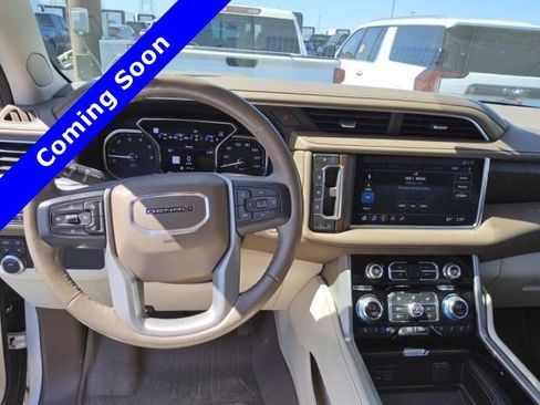 Used 2021 GMC Yukon Denali AWD/4WD image 4