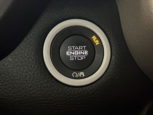 Used 2021 RAM 1500 Laramie AWD/4WD image 23