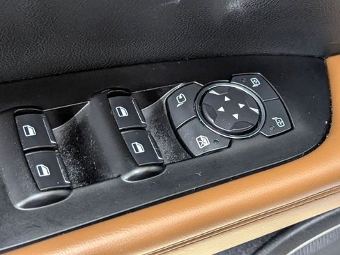 Used 2022 Lincoln Nautilus Reserve w/ Luxury Package image 22