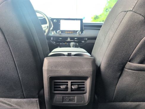Used 2026 GMC Canyon Elevation w/ Convenience Package RWD image 32