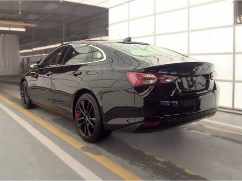 Used 2023 Chevrolet Malibu LT FWD image 3