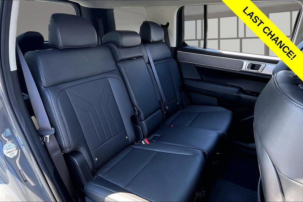 Used 2025 Hyundai Santa Fe SEL AWD/4WD image 27