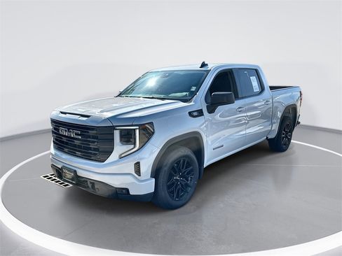 Used 2024 GMC Sierra 1500 Elevation image 1