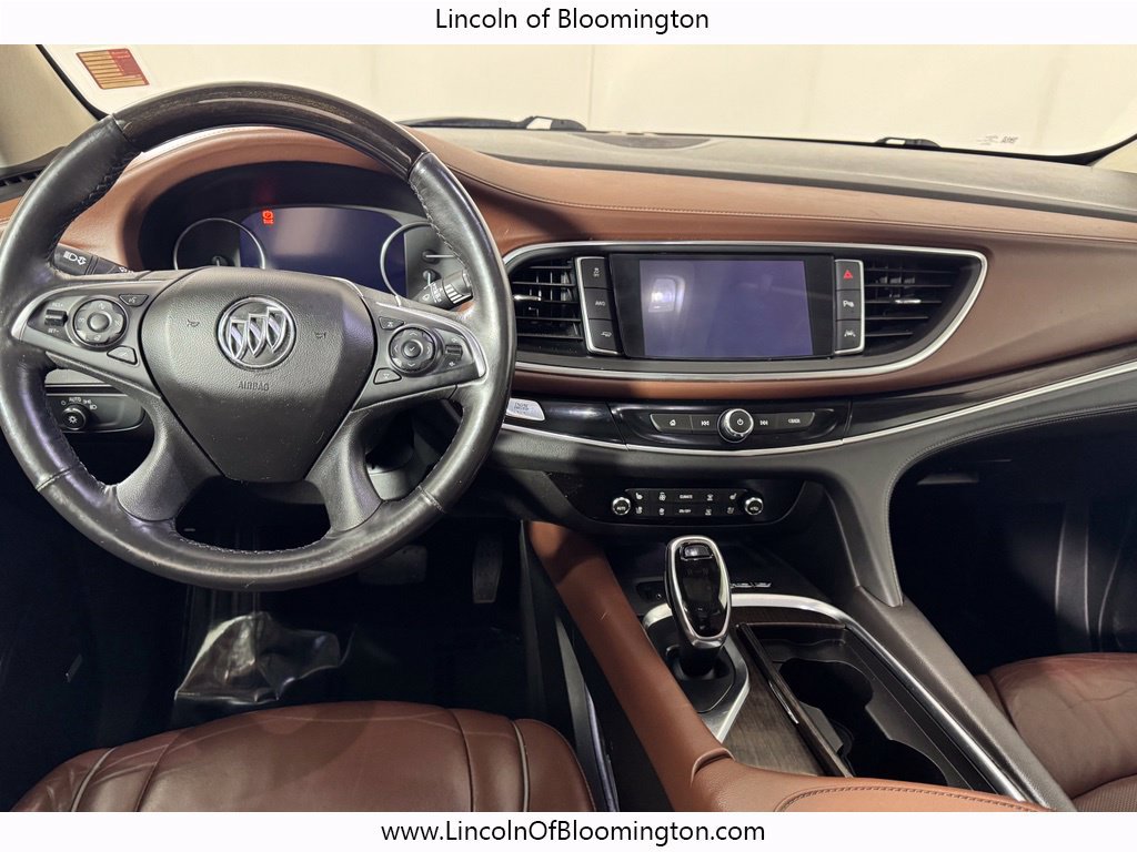 Used 2018 Buick Enclave Avenir w/ Avenir Technology Package AWD/4WD image 17