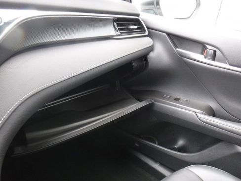 Used 2023 Toyota Camry XSE image 31