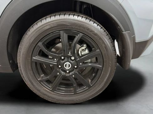 Used 2021 Nissan Kicks SR FWD image 26